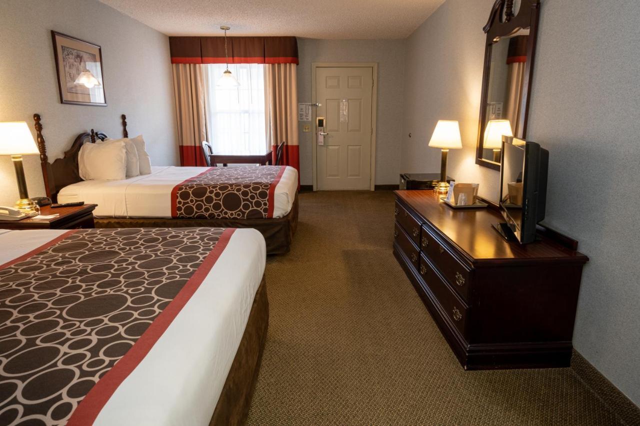 Hilltop Inn & Suites, Near Foxwoods Casino North Stonington Dış mekan fotoğraf