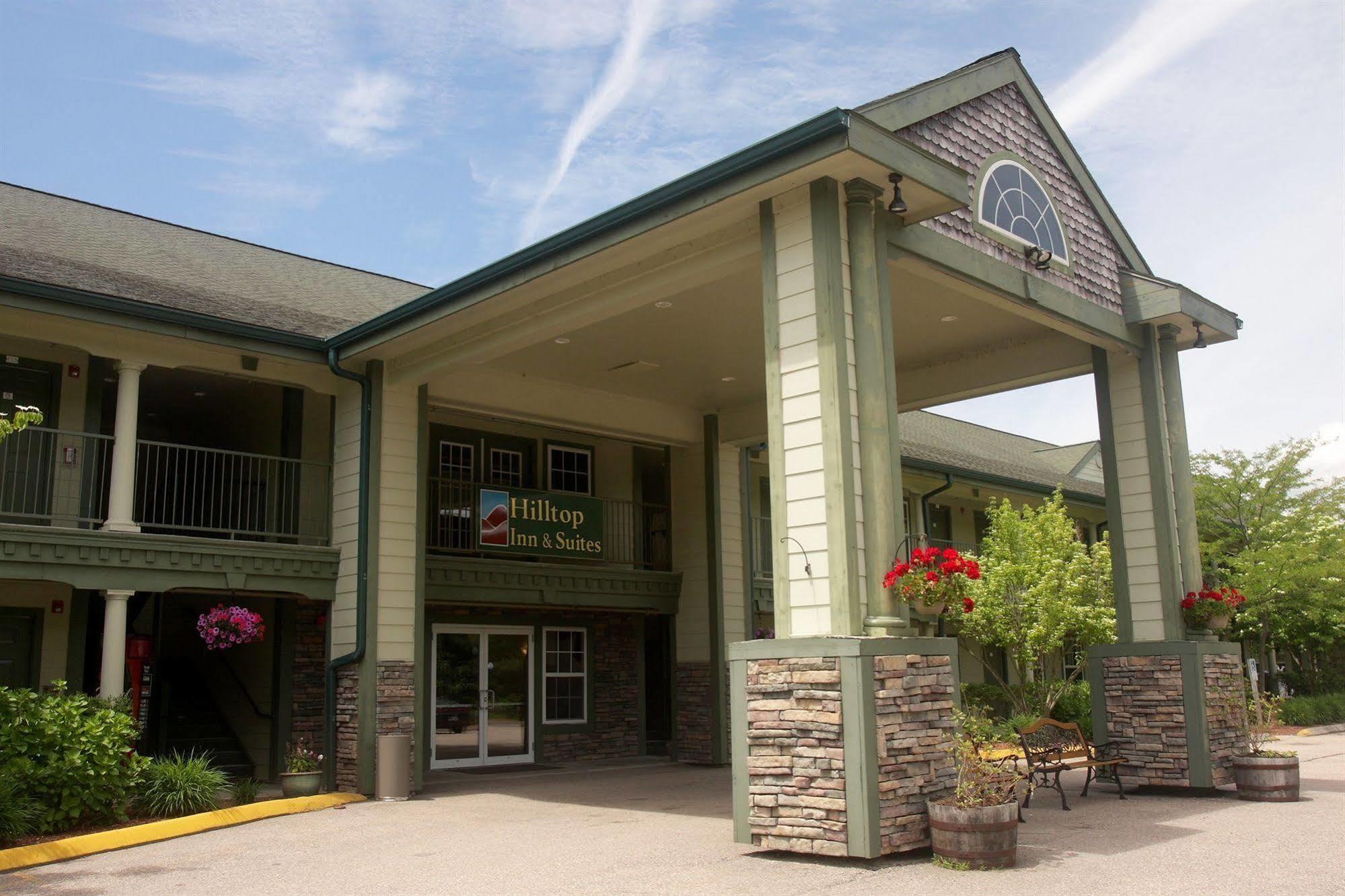 Hilltop Inn & Suites, Near Foxwoods Casino North Stonington Dış mekan fotoğraf